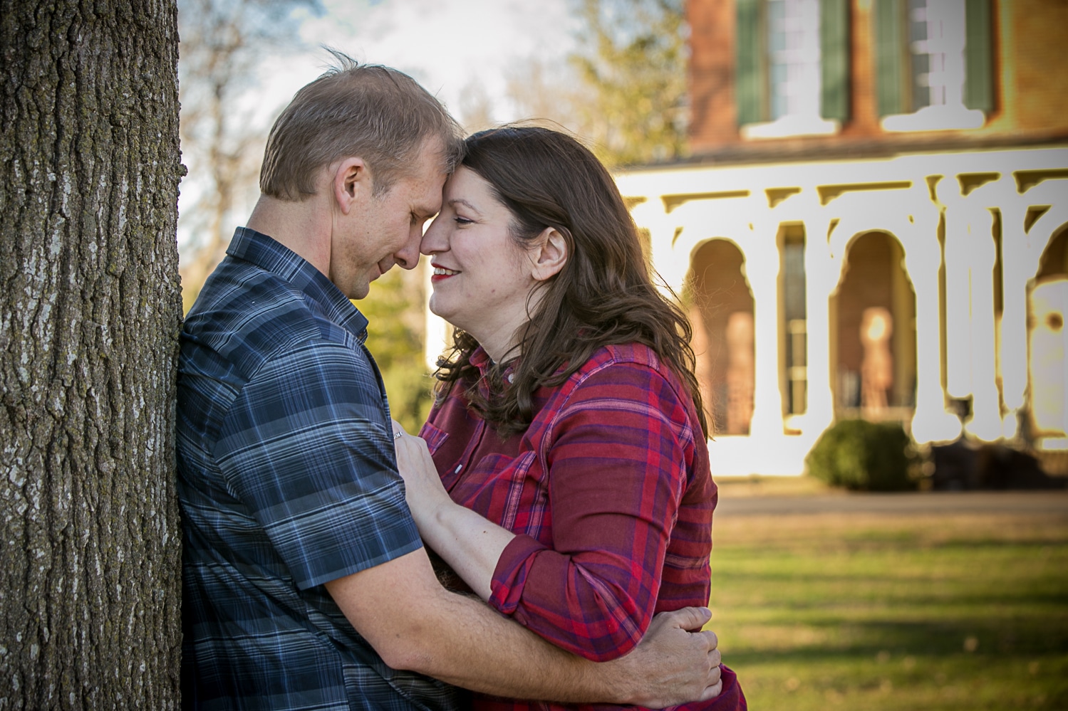 Engagement at Oakland Mansion in murfreesboro