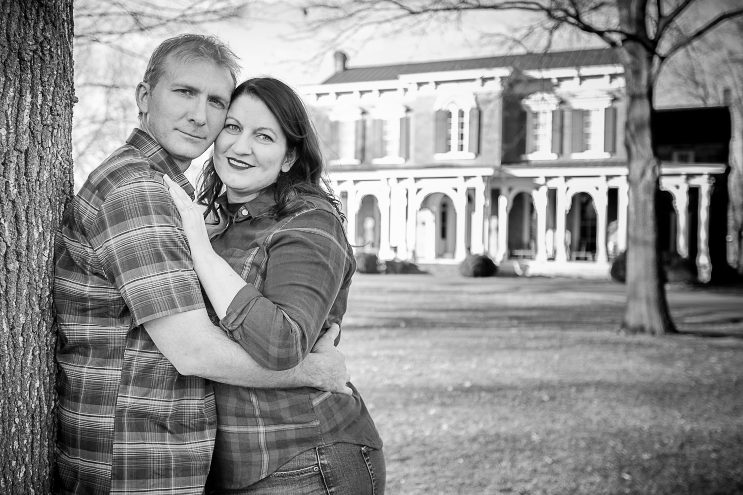 Engagement at Oakland Mansion in murfreesboro