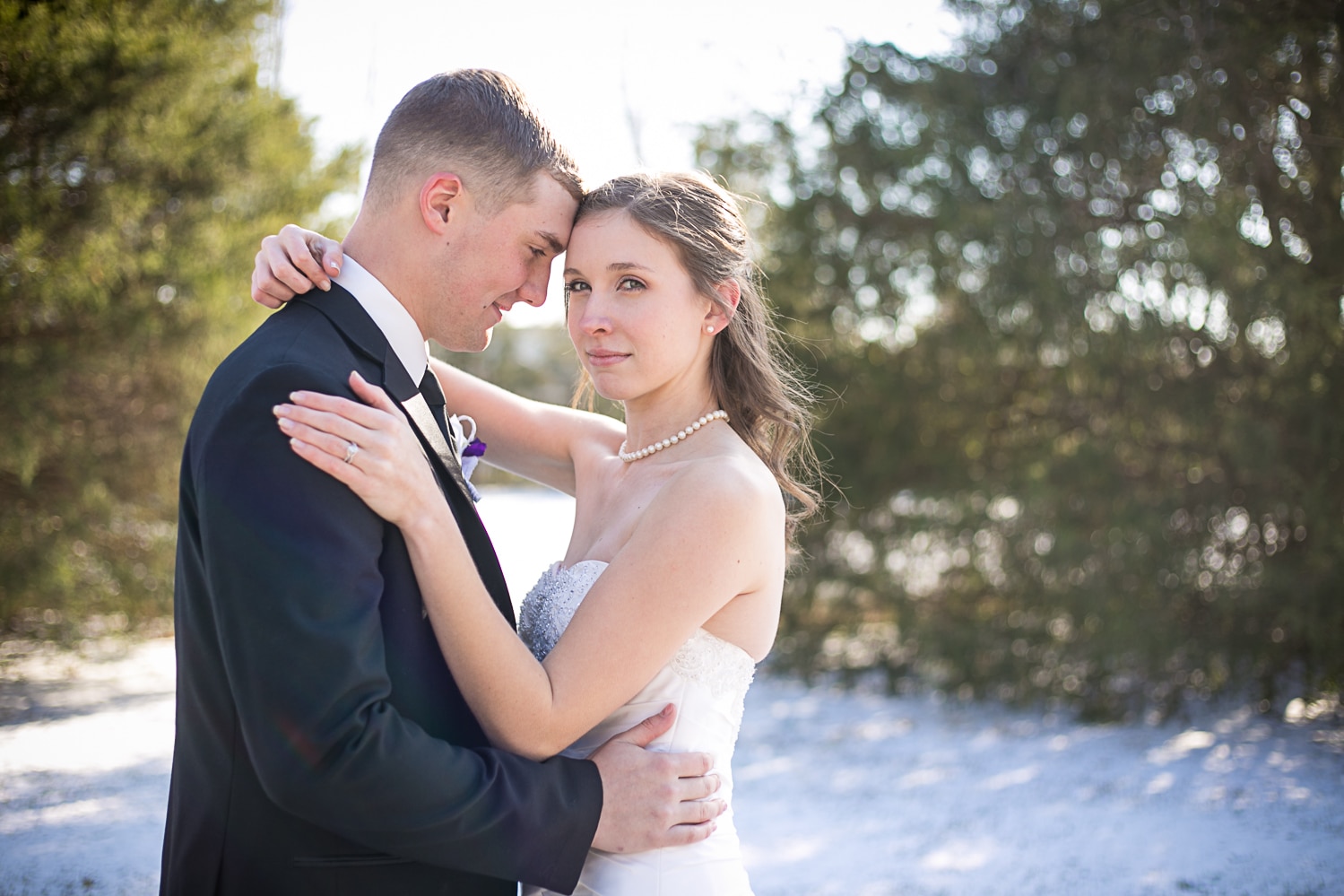 Christian Life Church: Winter wedding in Tennessee