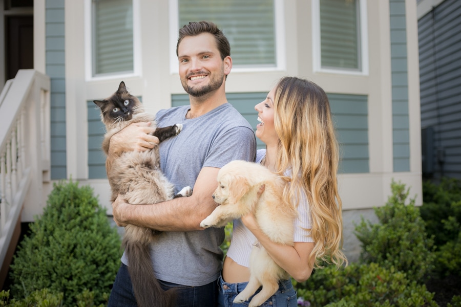 family photo with cat and puppy